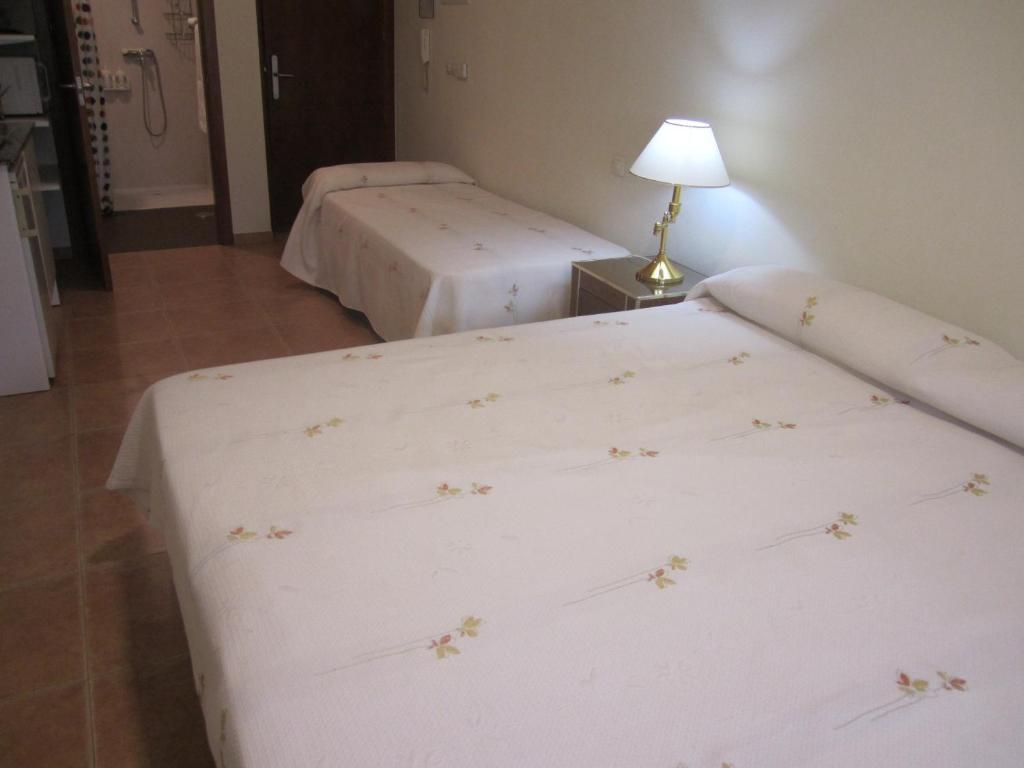 Hostal El Estudio アルマンサ 部屋 写真